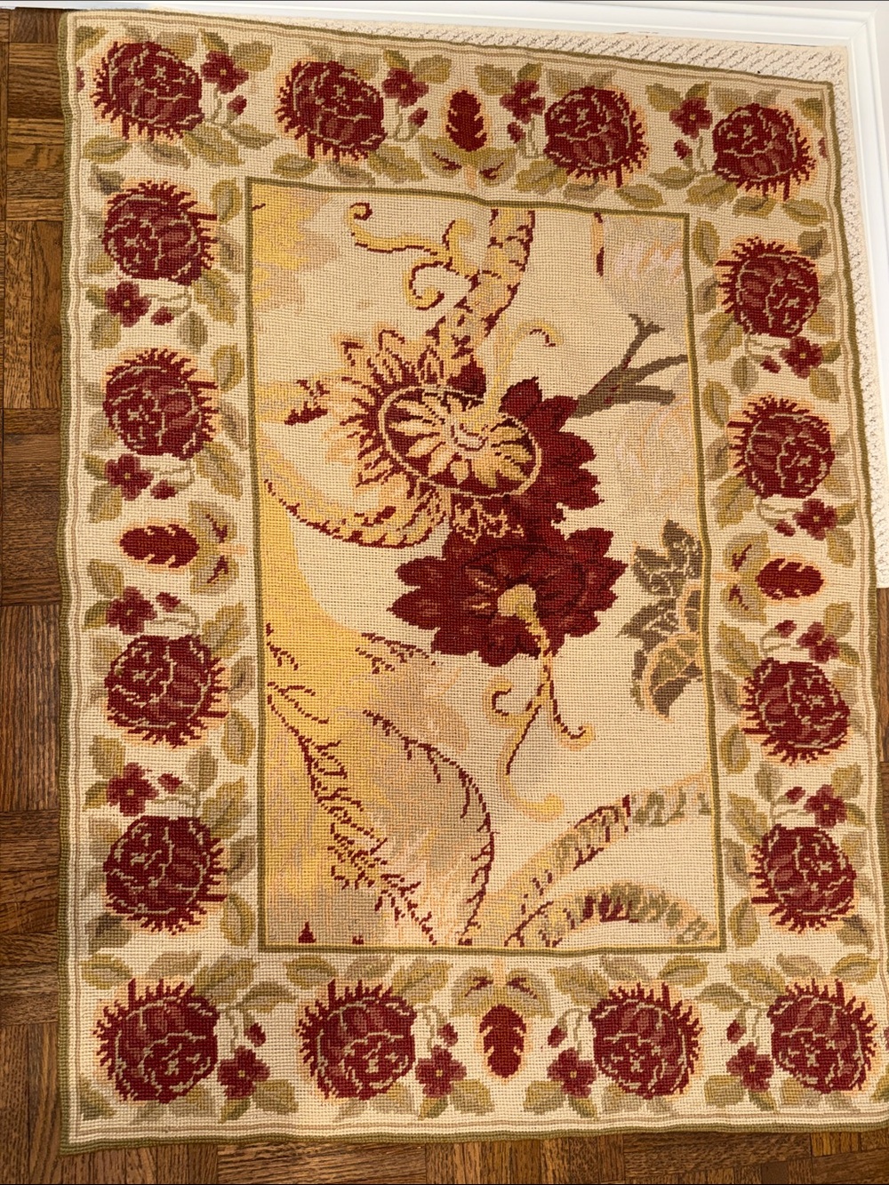 Asmara Needlepoint Classic Area Rug - Home Accents